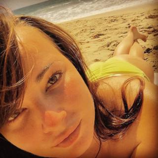 Ashley Rickards feet photo thumbnail