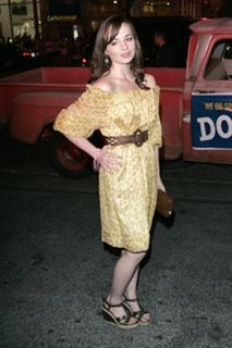 Ashley Rickards feet photo thumbnail
