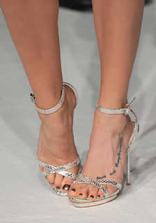 Ashley Roberts feet photo thumbnail