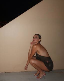 Ashley Roberts feet photo thumbnail