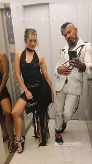 Ashley Roberts feet photo thumbnail