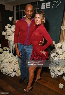 Ashley Roberts feet photo thumbnail