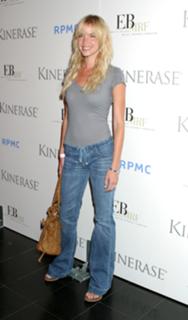 Ashley Scott feet photo thumbnail