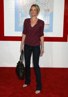 Ashley Scott feet photo thumbnail
