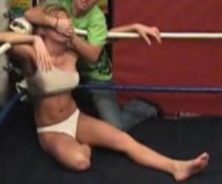 Ashley Simmons feet photo thumbnail