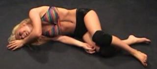 Ashley Simmons feet photo thumbnail