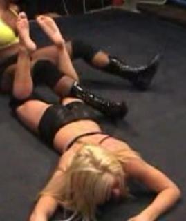 Ashley Simmons feet photo thumbnail