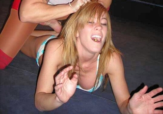 Ashley Simmons feet photo thumbnail