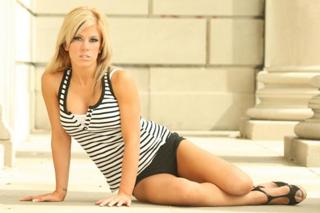 Ashley Simmons feet photo thumbnail