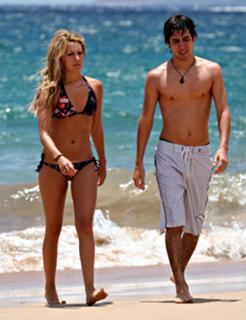 Ashley Tisdale feet photo thumbnail