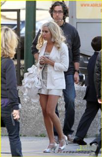 Ashley Tisdale feet photo thumbnail