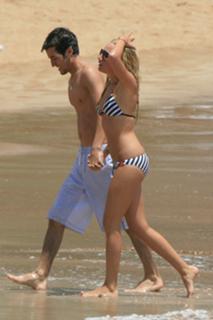 Ashley Tisdale feet photo thumbnail