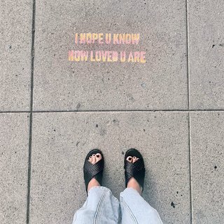 Ashley Tisdale feet photo thumbnail