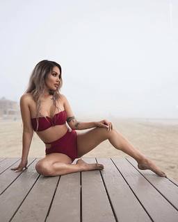 Ashley Vee feet photo 8