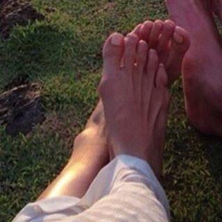 Ashley Wagner feet photo 9