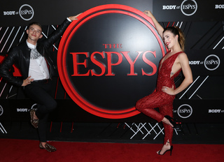 Ashley Wagner feet photo 9