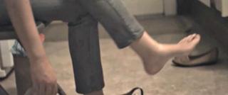 Ashly Burch feet photo thumbnail