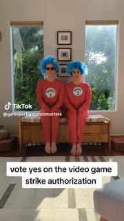 Ashly Burch feet photo thumbnail