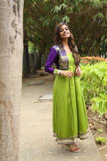 Ashna Zaveri feet photo 10