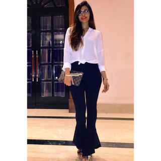Ashna Zaveri feet photo 17