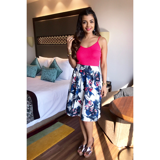 Ashna Zaveri feet photo 15