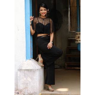 Ashna Zaveri feet photo 11