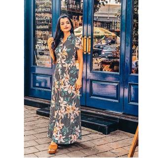 Ashna Zaveri feet photo 4