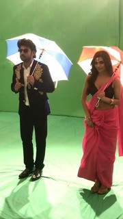 Ashna Zaveri feet photo 8