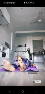 Ashna Zaveri feet photo 4