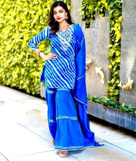 Ashna Zaveri feet photo 17