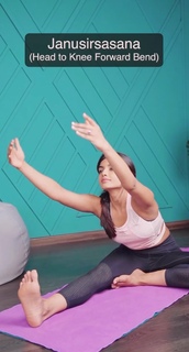 Ashna Zaveri feet photo 12