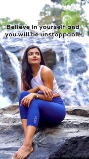 Ashna Zaveri feet photo 2