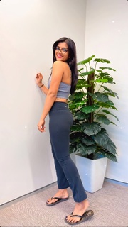 Ashna Zaveri feet photo 7