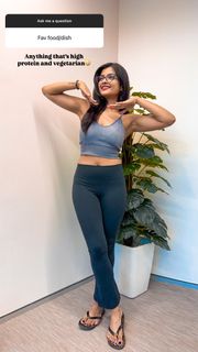 Ashna Zaveri feet photo 4