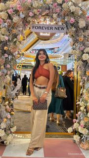Ashna Zaveri feet photo 8