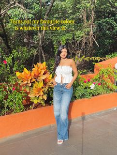 Ashna Zaveri feet photo 17