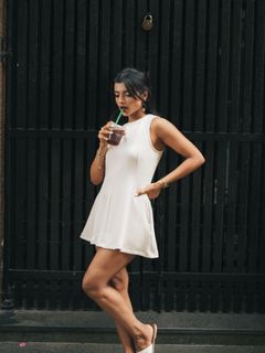 Ashna Zaveri feet photo 11