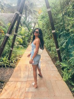 Ashna Zaveri feet photo 3