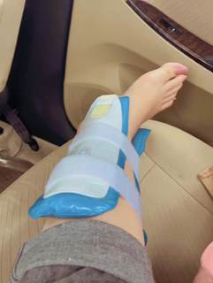 Ashnoor Kaur feet photo 14