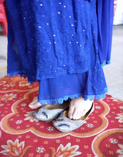 Ashnoor Kaur feet photo 12