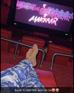 Ashnoor Kaur feet photo 10