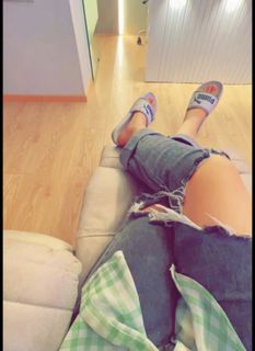 Ashnoor Kaur feet photo 7