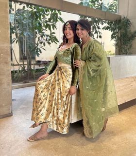 Ashnoor Kaur feet photo 11