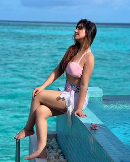Ashnoor Kaur feet photo 19
