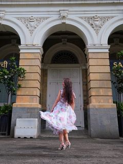 Ashnoor Kaur feet photo 3