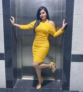 Ashu Reddy feet photo 15