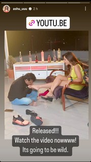 Ashu Reddy feet photo 9