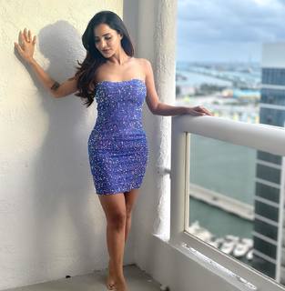 Ashu Reddy feet photo 18