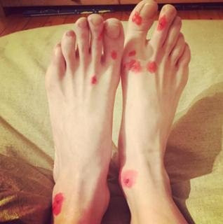 Asia Argento feet photo thumbnail