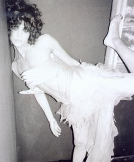 Asia Argento feet photo thumbnail